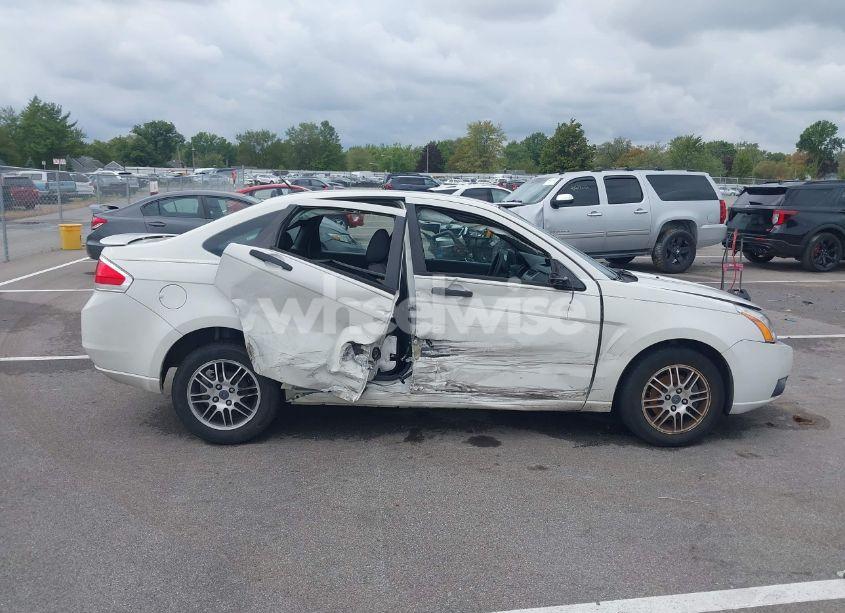 Photo 13 of 2010 Ford Focus SE (VIN 1FAHP3FN6AW219259)