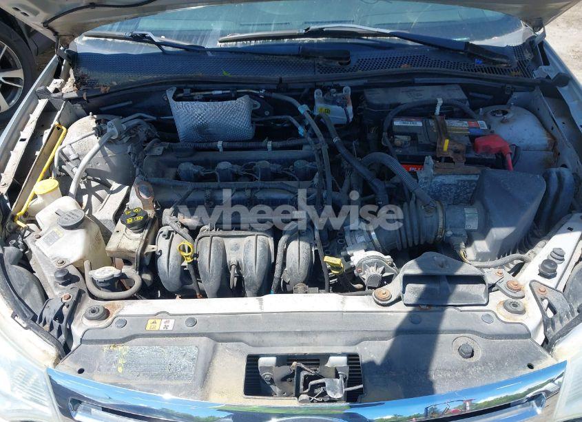 Photo 10 of 2010 Ford Focus SE (VIN 1FAHP3FN6AW223943)