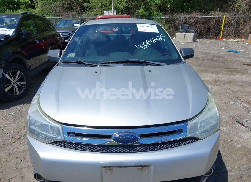 Photo 6 of 2010 Ford Focus SE (VIN 1FAHP3FN6AW223943)