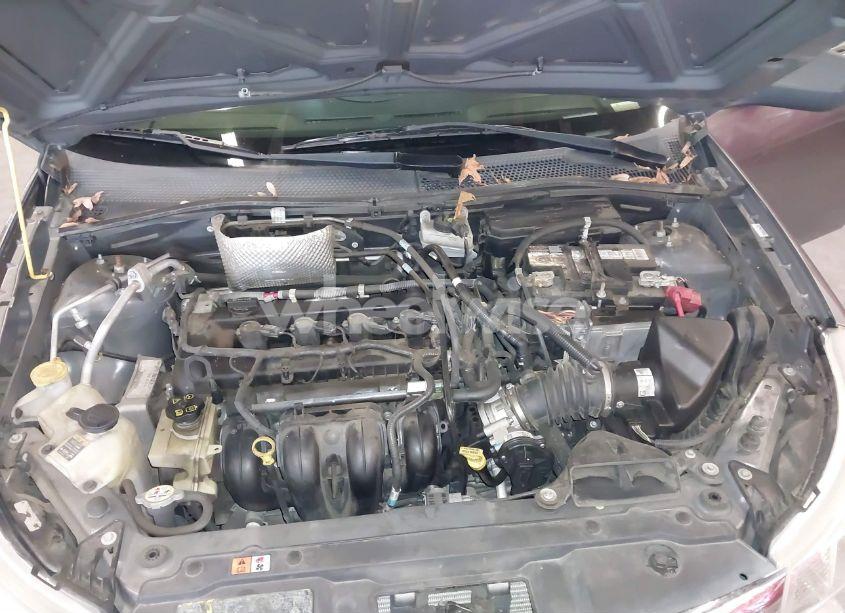 Photo 10 of 2010 Ford Focus SE (VIN 1FAHP3FN6AW251984)