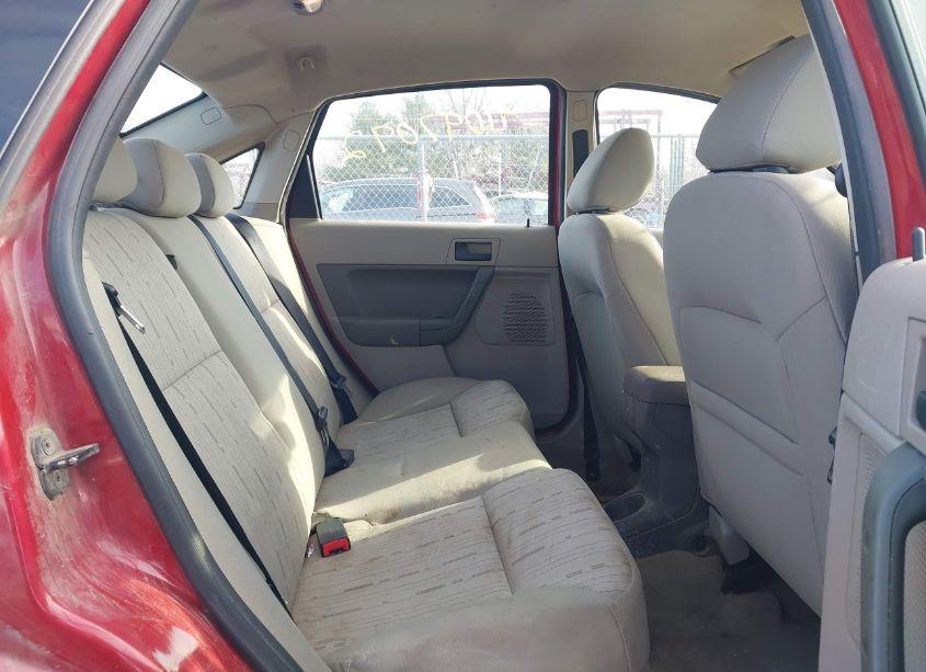 Photo 8 of 2010 Ford Focus SE (VIN 1FAHP3FN6AW258627)