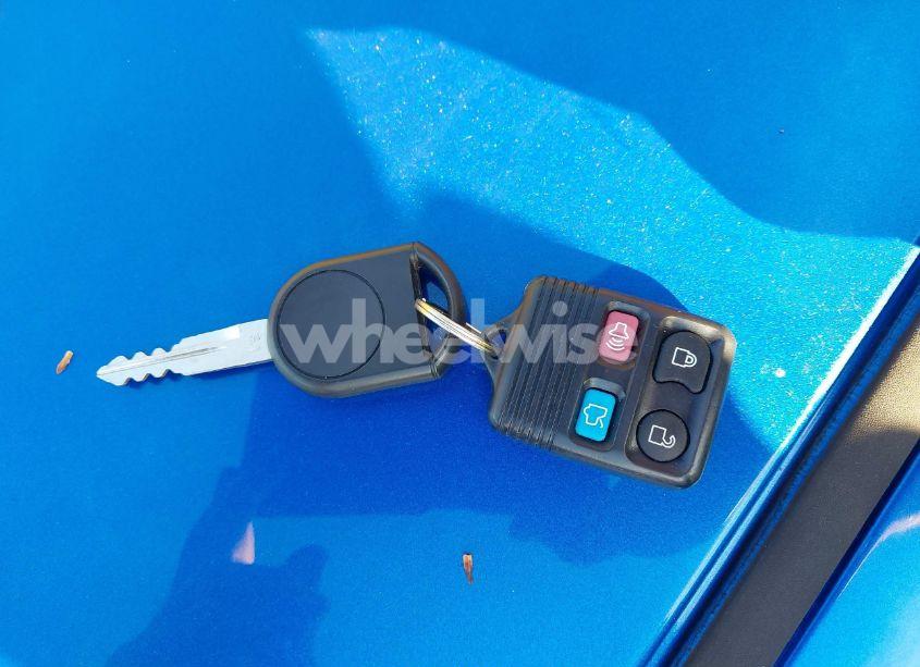 Photo 11 of 2010 Ford Focus SE (VIN 1FAHP3FN6AW265884)