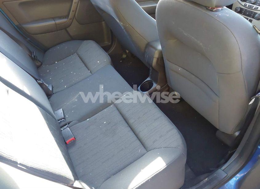 Photo 8 of 2010 Ford Focus SE (VIN 1FAHP3FN6AW265884)