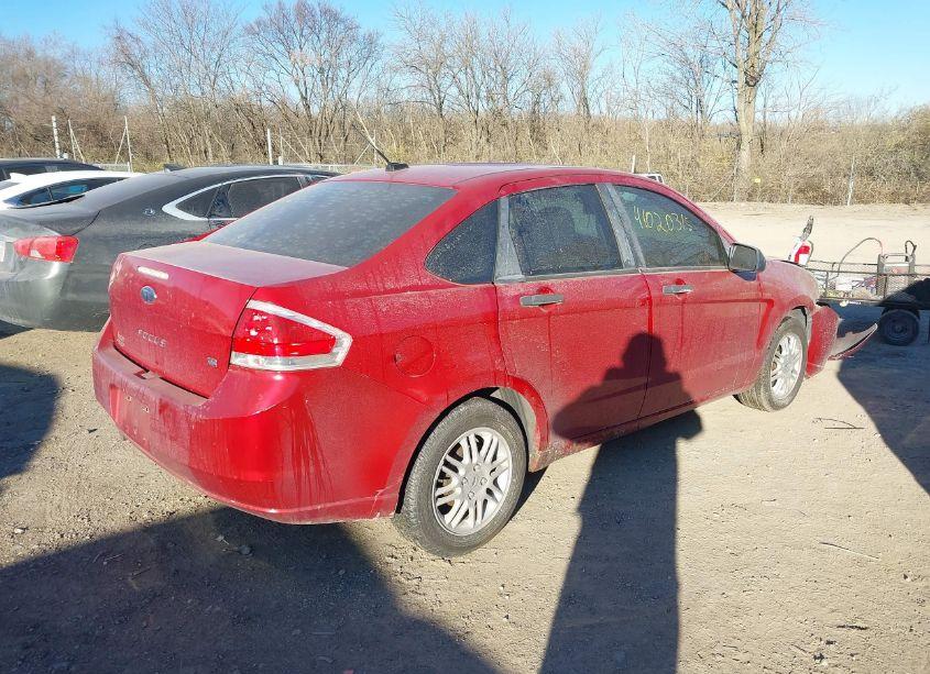 Photo 4 of 2010 Ford Focus SE (VIN 1FAHP3FN6AW268137)