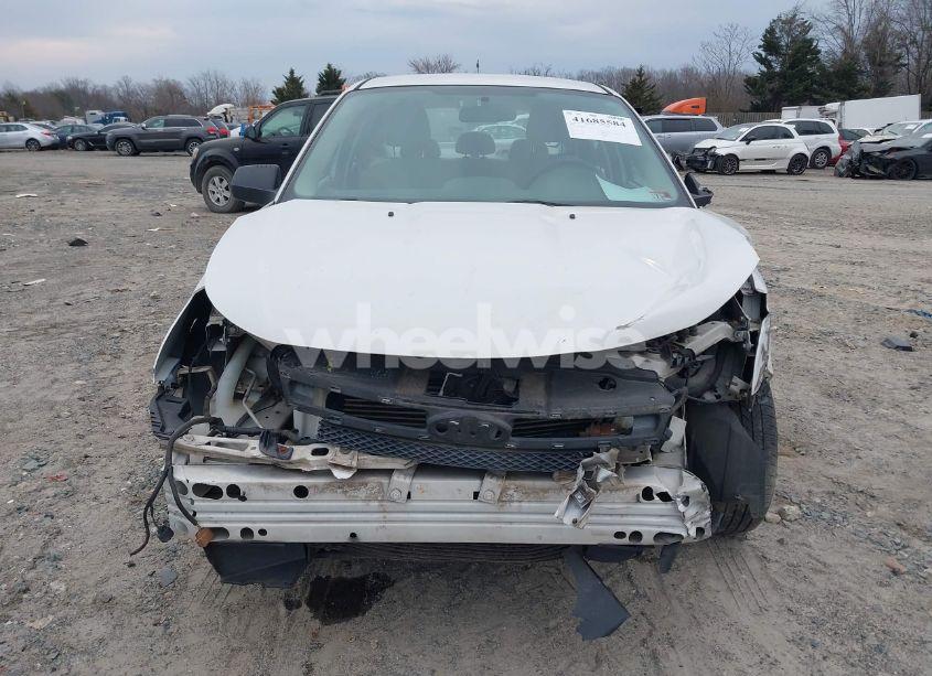 Photo 13 of 2010 Ford Focus SE (VIN 1FAHP3FN6AW293054)