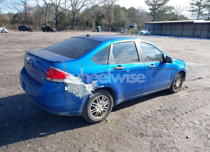 Photo 4 of 2011 Ford Focus SE (VIN 1FAHP3FN6BW110480)