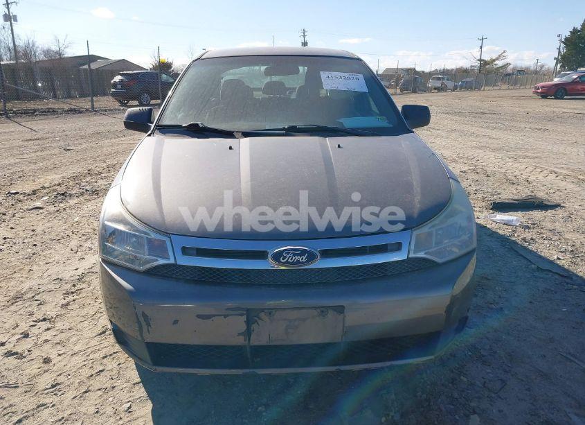 Photo 12 of 2011 Ford Focus SE (VIN 1FAHP3FN6BW146038)