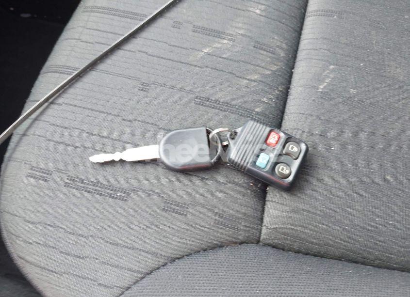 Photo 11 of 2011 Ford Focus SE (VIN 1FAHP3FN6BW176138)