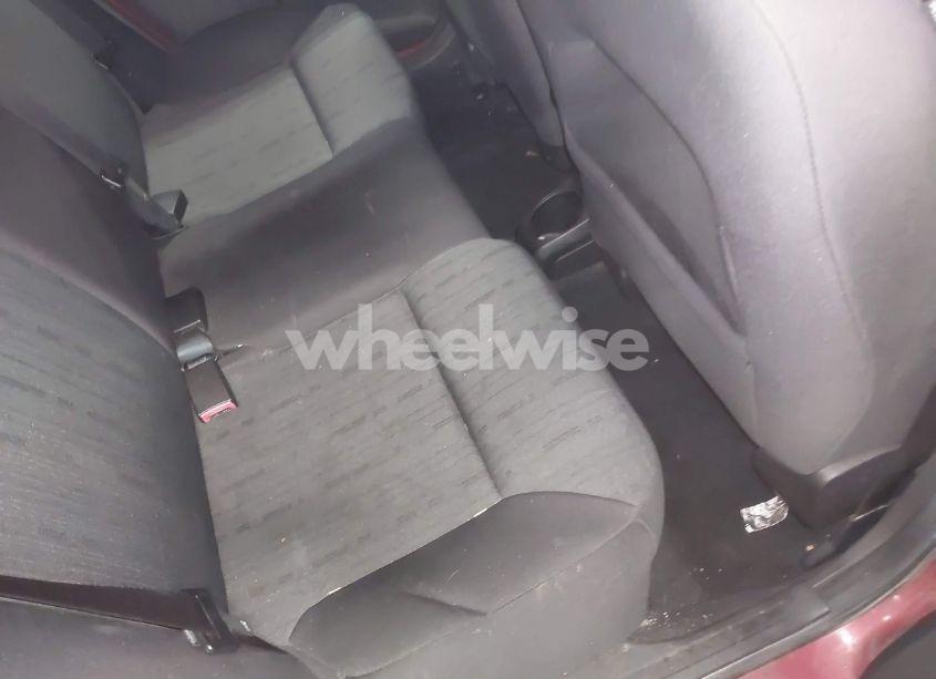 Photo 8 of 2011 Ford Focus SE (VIN 1FAHP3FN6BW184028)