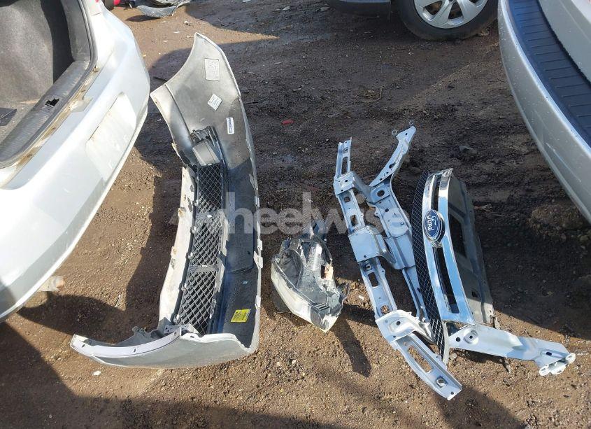 Photo 12 of 2011 Ford Focus SE (VIN 1FAHP3FN6BW188645)