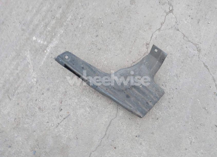 Photo 12 of 2011 Ford Focus SE (VIN 1FAHP3FN6BW195790)