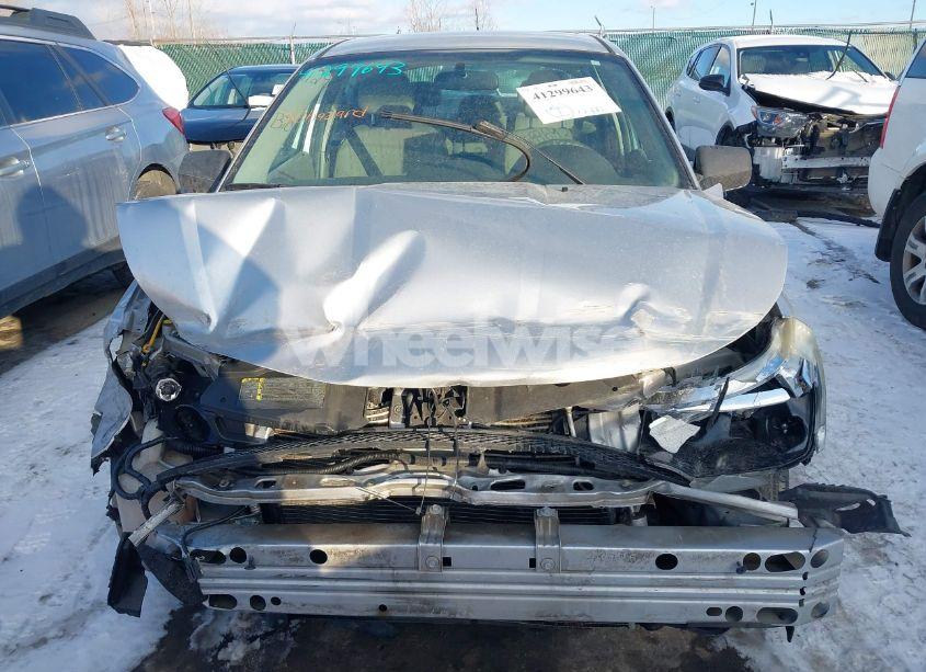 Photo 12 of 2010 Ford Focus SE (VIN 1FAHP3FN7AW122605)