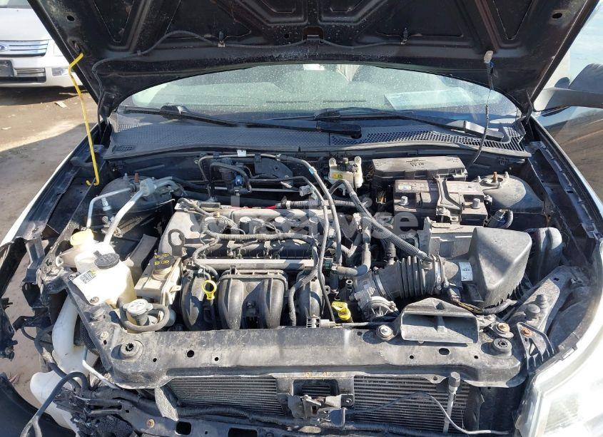 Photo 10 of 2010 Ford Focus SE (VIN 1FAHP3FN7AW143065)