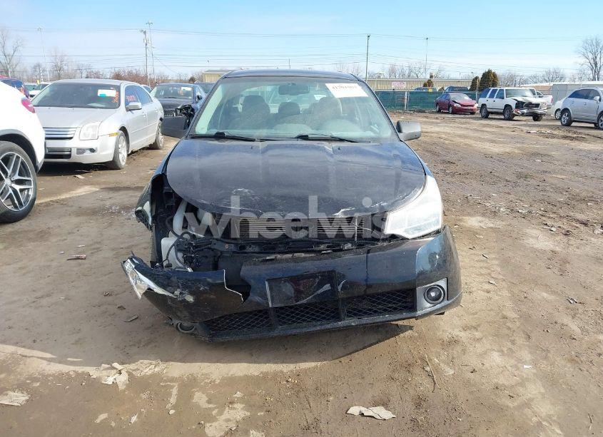 Photo 13 of 2010 Ford Focus SE (VIN 1FAHP3FN7AW143065)