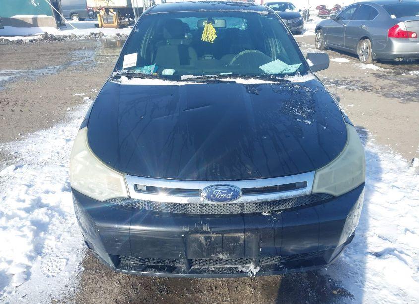 Photo 6 of 2010 Ford Focus SE (VIN 1FAHP3FN7AW147827)