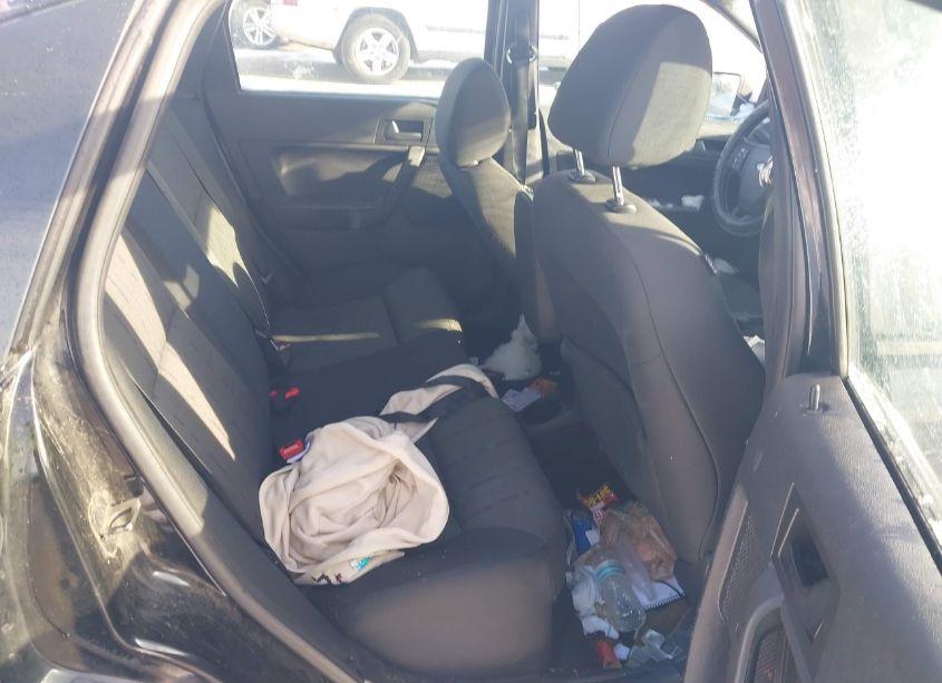 Photo 8 of 2010 Ford Focus SE (VIN 1FAHP3FN7AW147827)