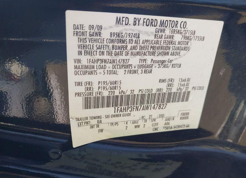 Photo 9 of 2010 Ford Focus SE (VIN 1FAHP3FN7AW147827)