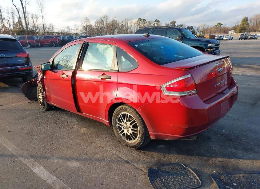 Photo 3 of 2010 Ford Focus SE (VIN 1FAHP3FN7AW159220)
