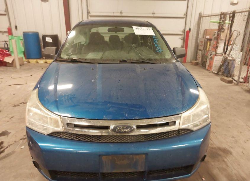 Photo 13 of 2010 Ford Focus SE (VIN 1FAHP3FN7AW174235)