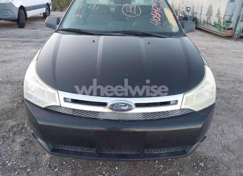 Photo 6 of 2010 Ford Focus SE (VIN 1FAHP3FN7AW199880)