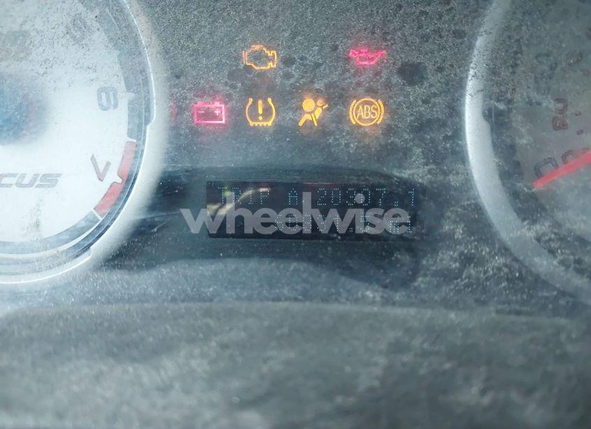 Photo 7 of 2010 Ford Focus SE (VIN 1FAHP3FN7AW281057)