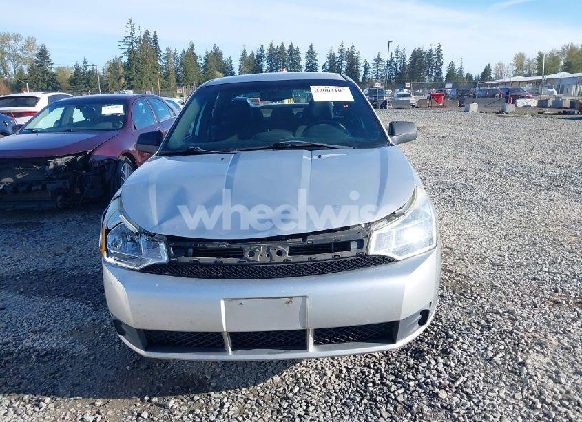 Photo 12 of 2011 Ford Focus SE (VIN 1FAHP3FN7BW135338)