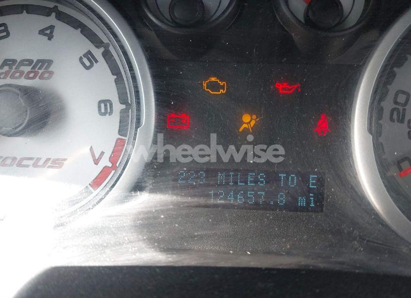 Photo 16 of 2011 Ford Focus SE (VIN 1FAHP3FN7BW144430)