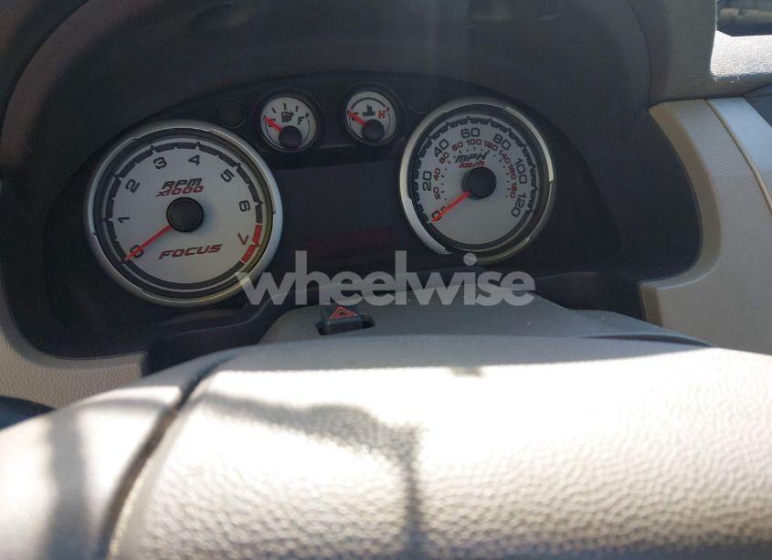 Photo 7 of 2011 Ford Focus SE (VIN 1FAHP3FN7BW172857)