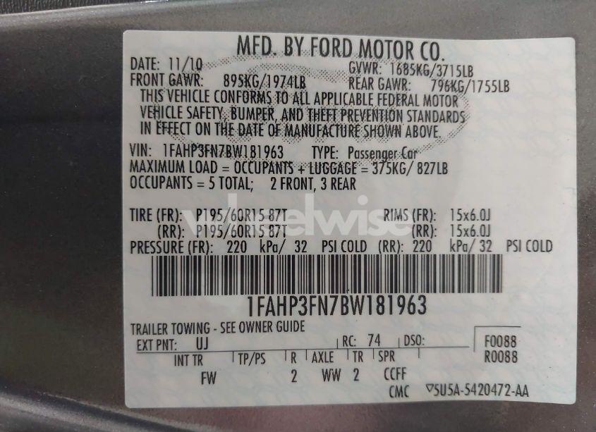 Photo 9 of 2011 Ford Focus SE (VIN 1FAHP3FN7BW181963)