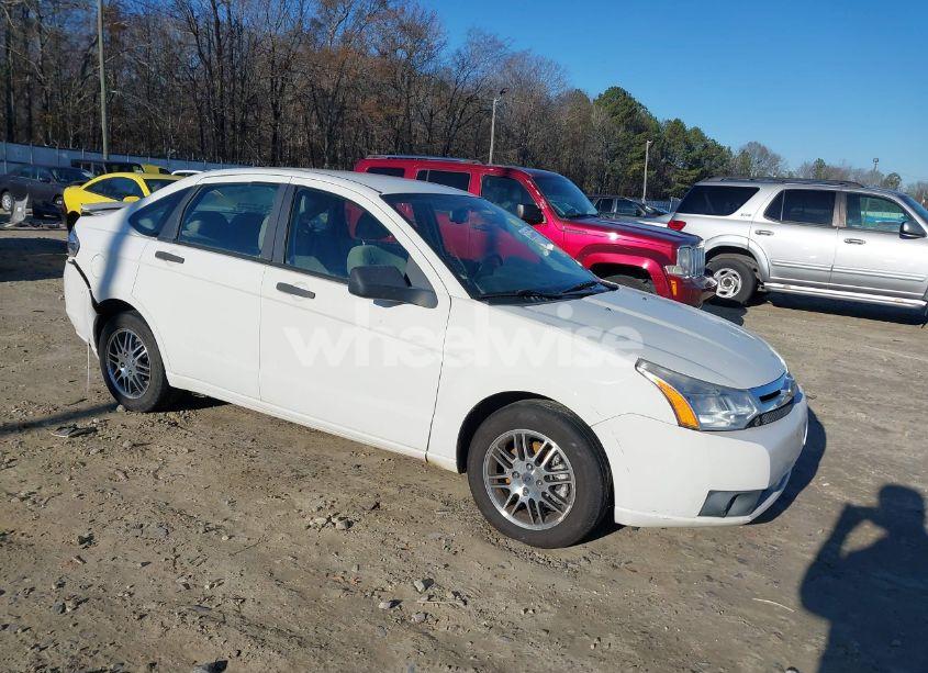 2011 Ford Focus SE (VIN 1FAHP3FN7BW193191) main photo