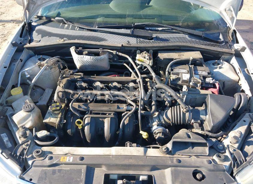 Photo 10 of 2011 Ford Focus SE (VIN 1FAHP3FN7BW193191)