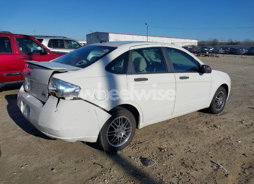 Photo 4 of 2011 Ford Focus SE (VIN 1FAHP3FN7BW193191)