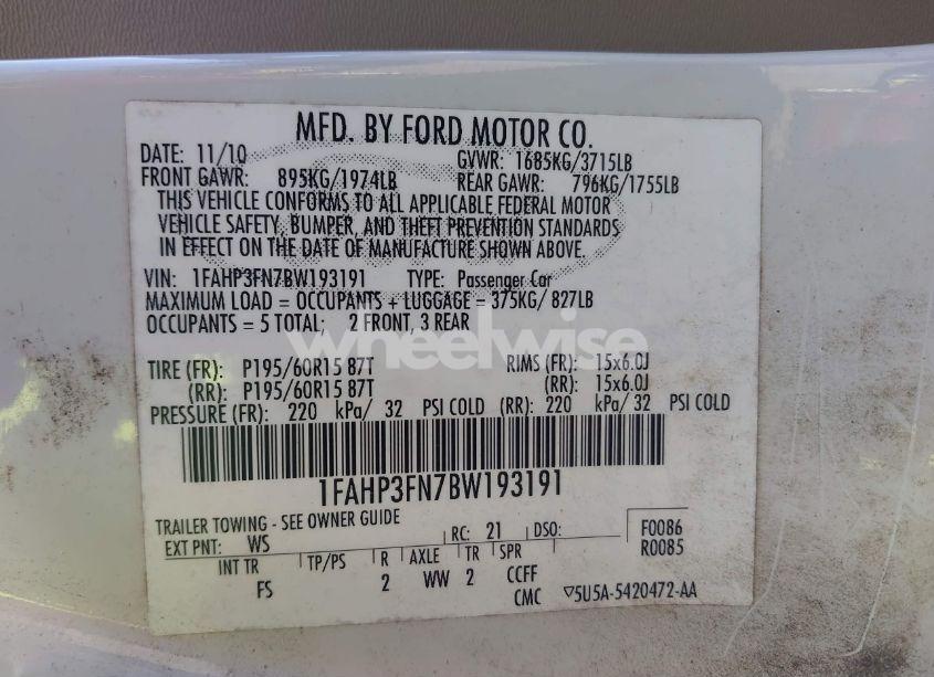 Photo 9 of 2011 Ford Focus SE (VIN 1FAHP3FN7BW193191)