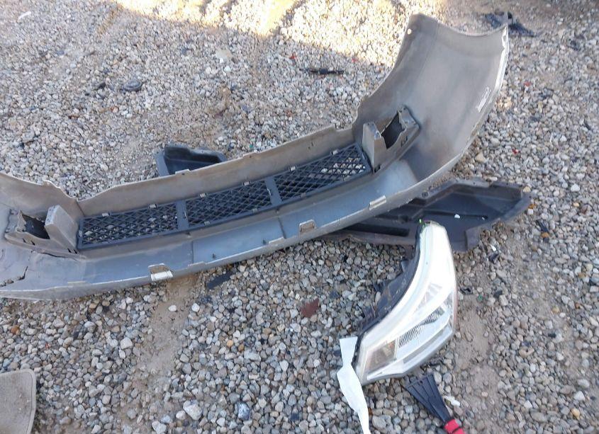 Photo 12 of 2011 Ford Focus SE (VIN 1FAHP3FN7BW201290)