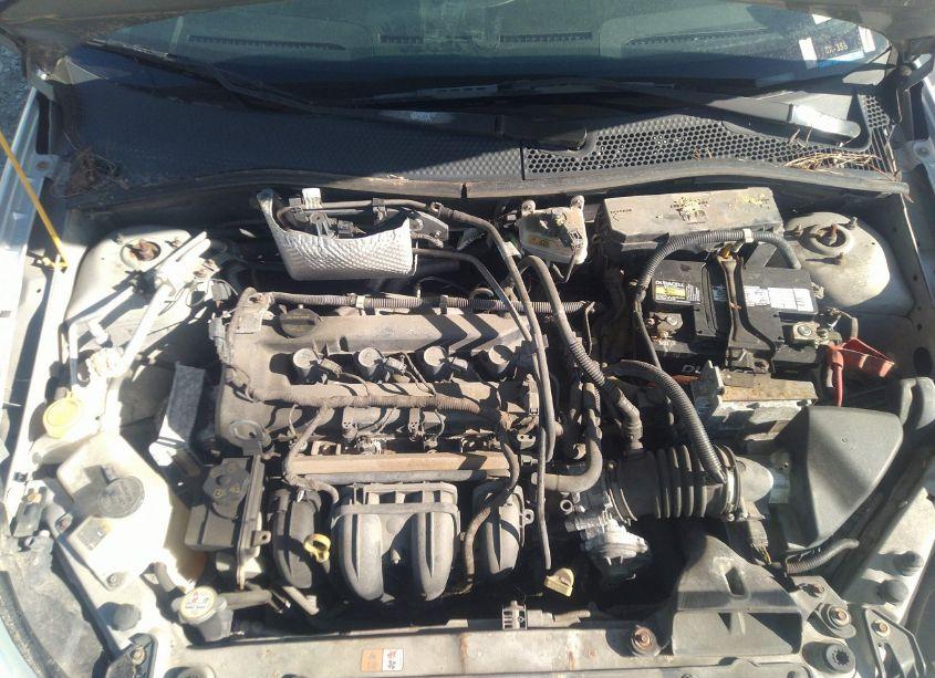 Photo 10 of 2010 Ford Focus SE (VIN 1FAHP3FN8AW140353)