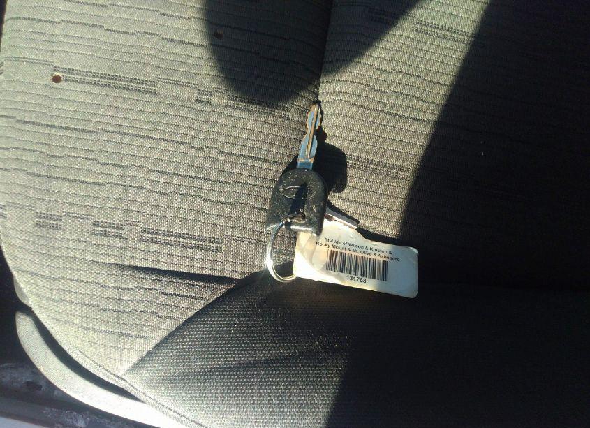 Photo 11 of 2010 Ford Focus SE (VIN 1FAHP3FN8AW140353)