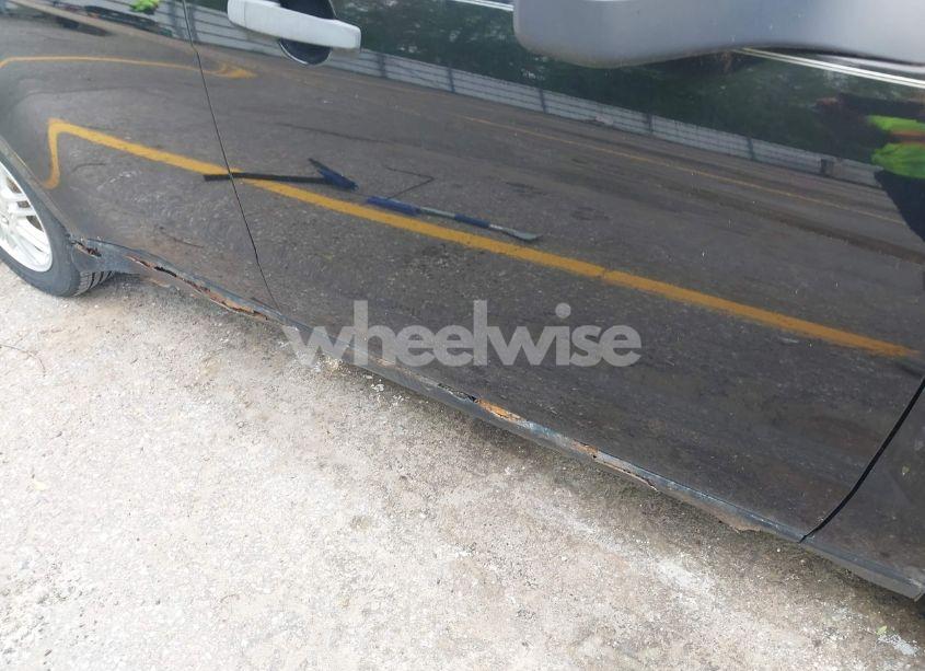 Photo 13 of 2010 Ford Focus SE (VIN 1FAHP3FN8AW183123)