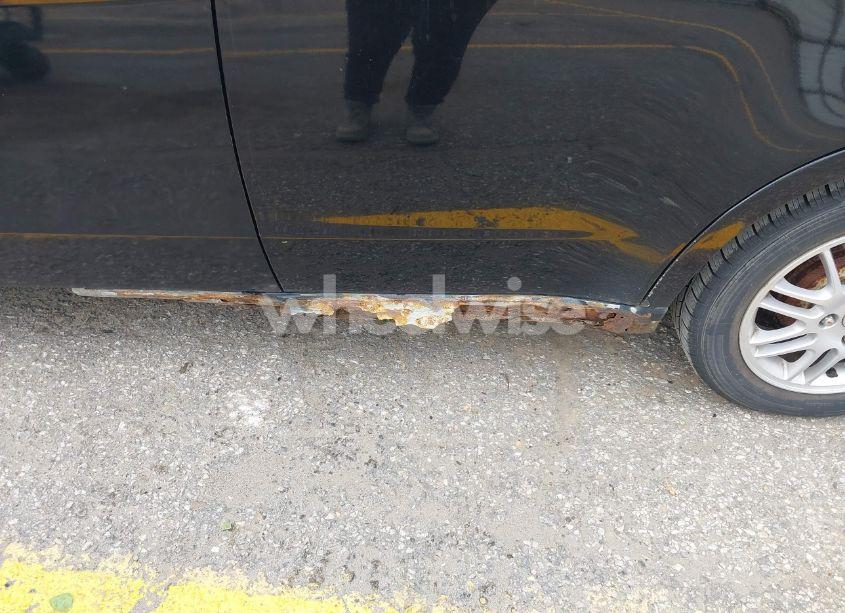 Photo 6 of 2010 Ford Focus SE (VIN 1FAHP3FN8AW183123)