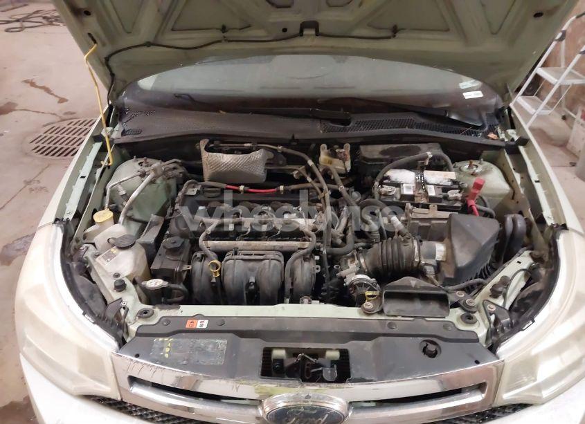 Photo 10 of 2010 Ford Focus SE (VIN 1FAHP3FN8AW188614)