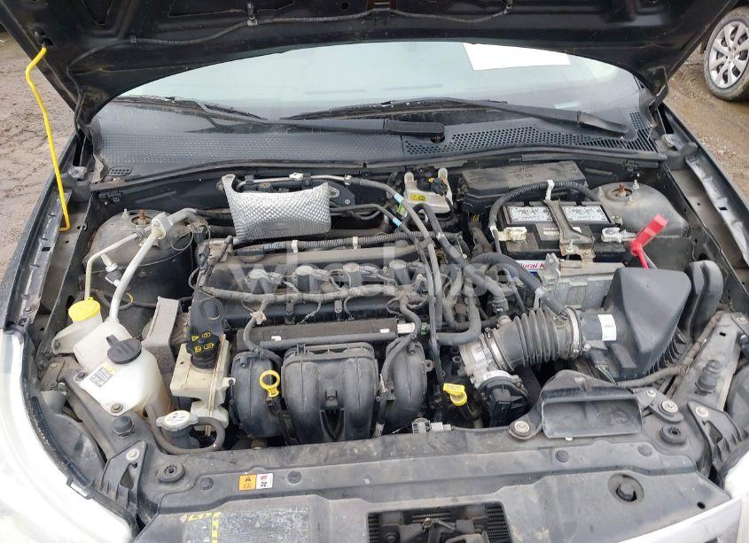 Photo 10 of 2010 Ford Focus SE (VIN 1FAHP3FN8AW206058)