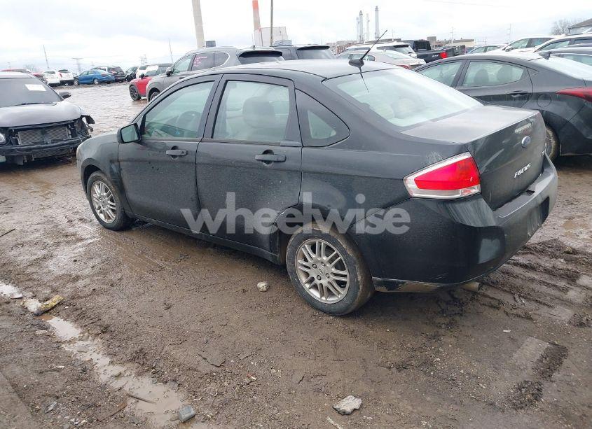 Photo 3 of 2010 Ford Focus SE (VIN 1FAHP3FN8AW206058)