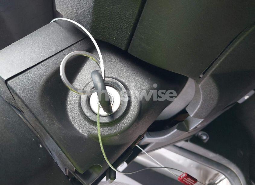 Photo 11 of 2010 Ford Focus SE (VIN 1FAHP3FN8AW271184)