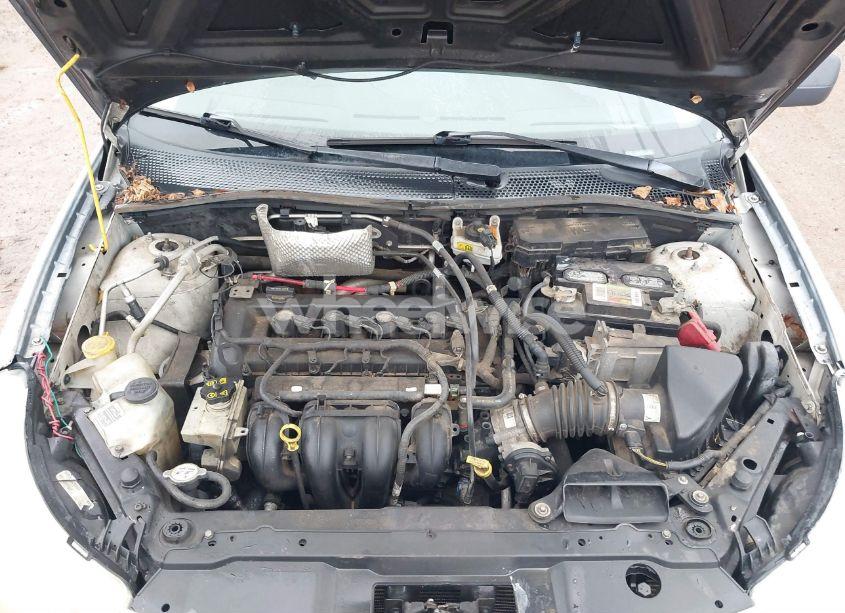 Photo 10 of 2010 Ford Focus SE (VIN 1FAHP3FN8AW279463)