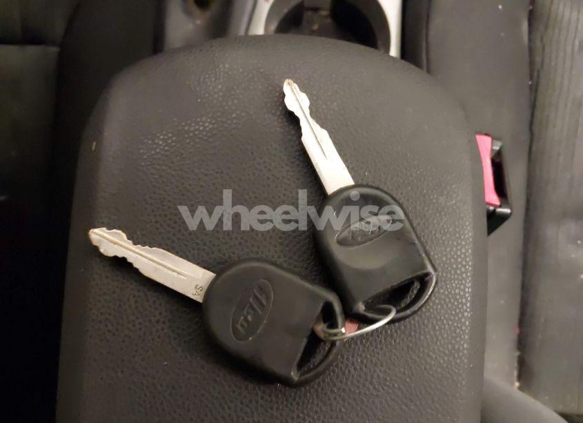 Photo 11 of 2011 Ford Focus SE (VIN 1FAHP3FN8BW115809)