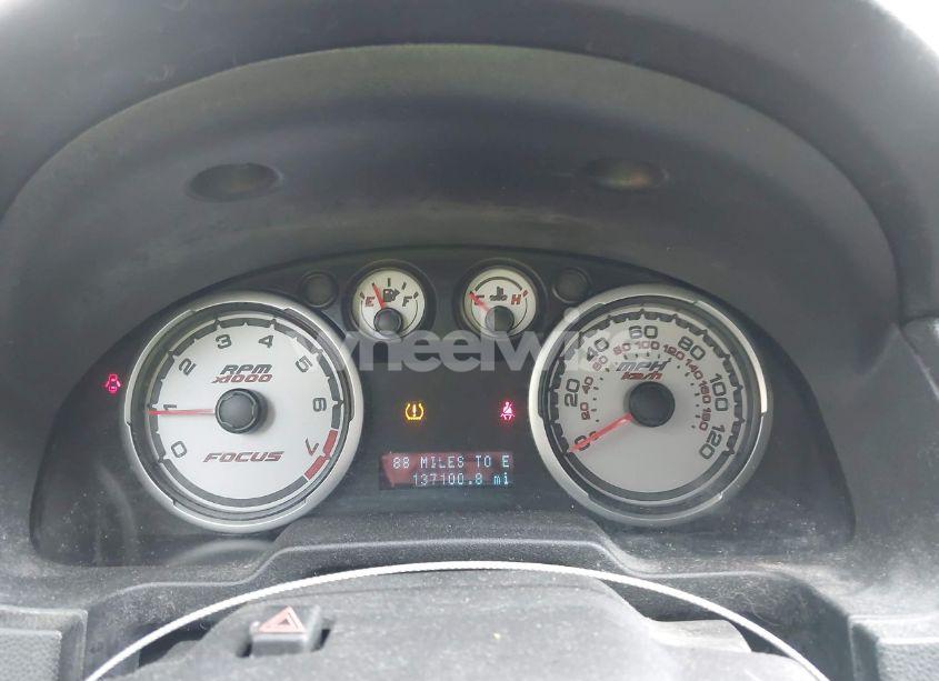 Photo 7 of 2011 Ford Focus SE (VIN 1FAHP3FN8BW121772)