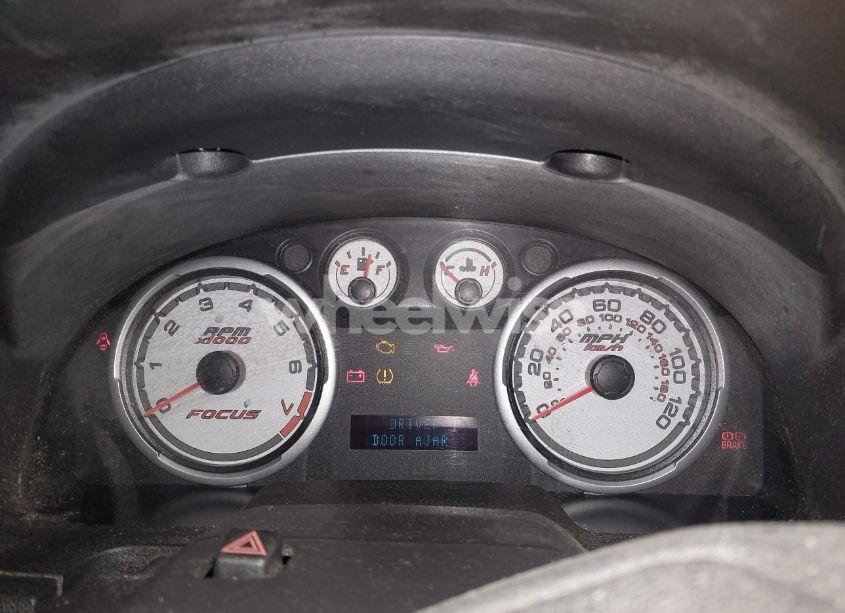 Photo 7 of 2011 Ford Focus SE (VIN 1FAHP3FN8BW157090)