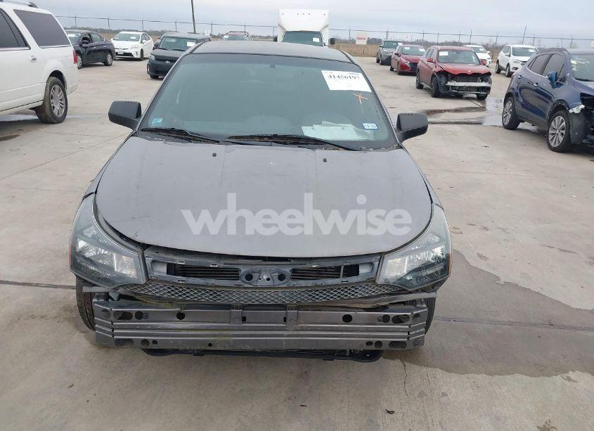 Photo 6 of 2011 Ford Focus SE (VIN 1FAHP3FN8BW164928)