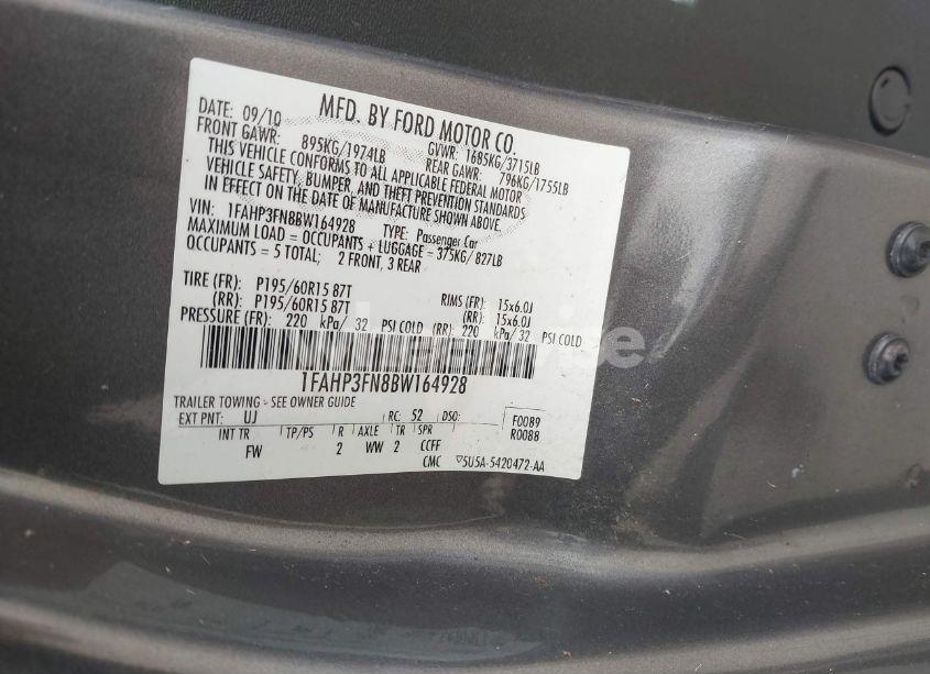 Photo 9 of 2011 Ford Focus SE (VIN 1FAHP3FN8BW164928)