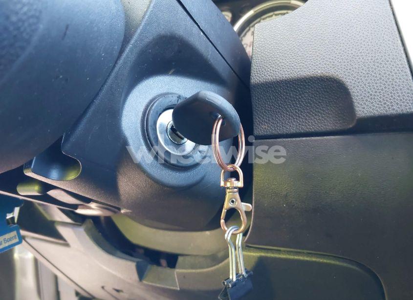 Photo 11 of 2011 Ford Focus SE (VIN 1FAHP3FN8BW199999)