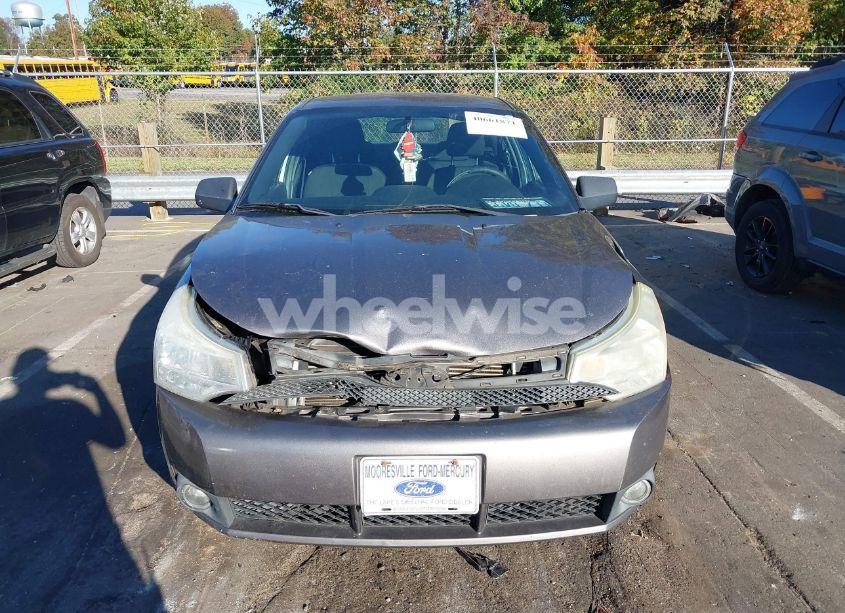 Photo 13 of 2011 Ford Focus SE (VIN 1FAHP3FN8BW199999)